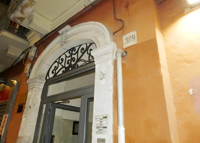 Relux Frühstückspension Bari